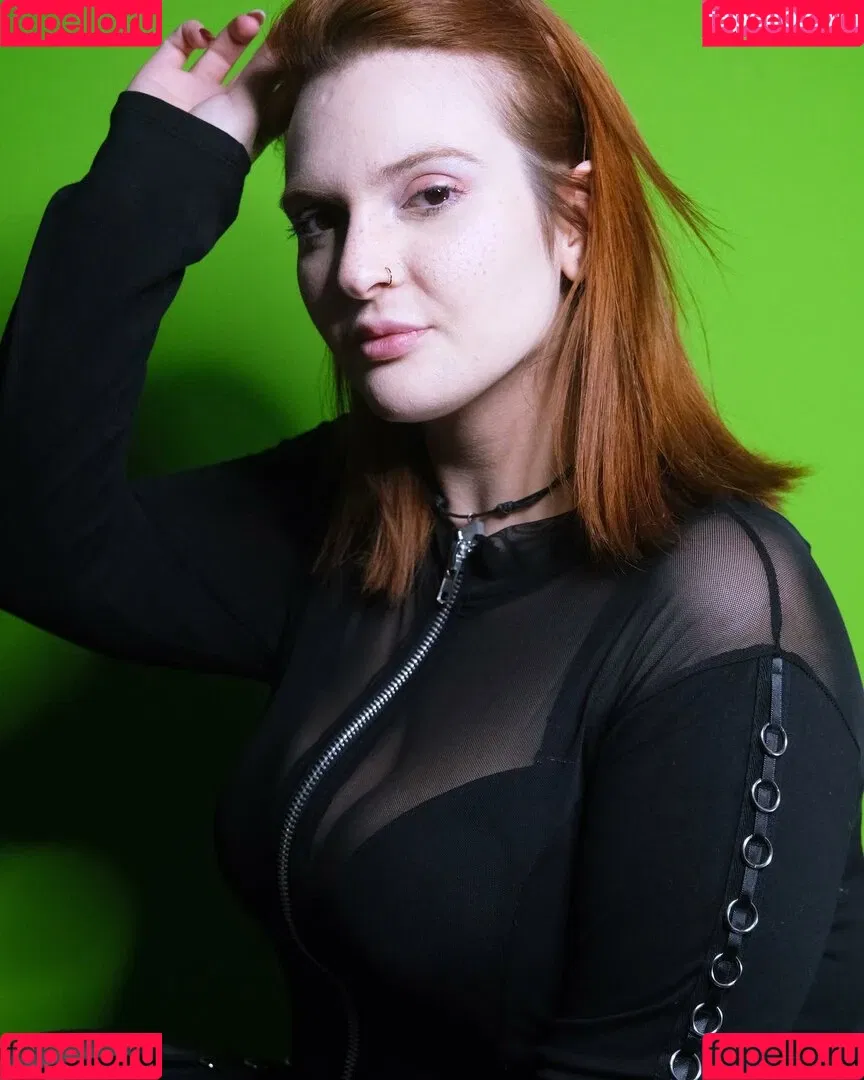 Hilary Ilariaa Onlyfans Photo Gallery 