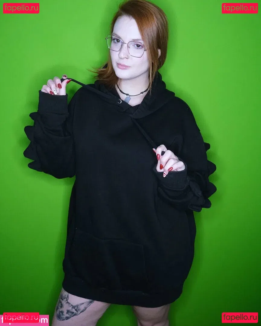 Hilary Ilariaa Onlyfans Photo Gallery 