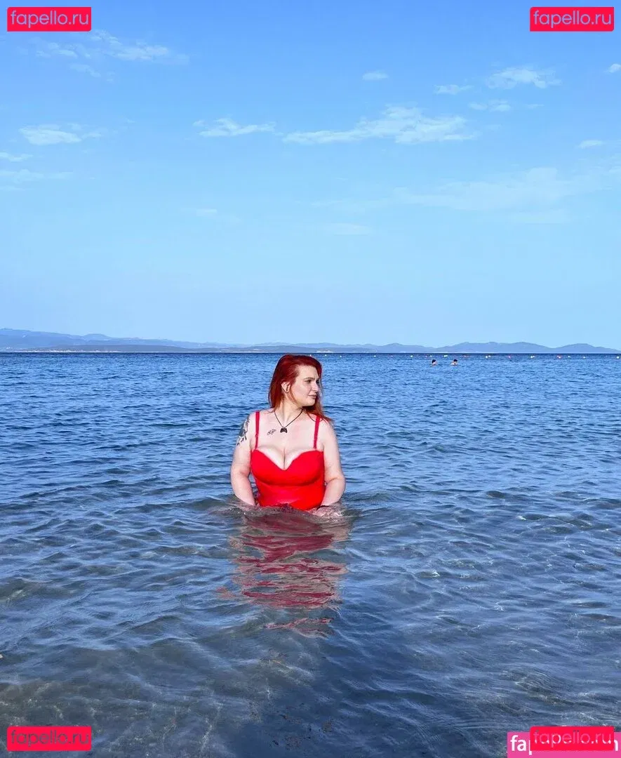 Hilary Ilariaa Onlyfans Photo Gallery 