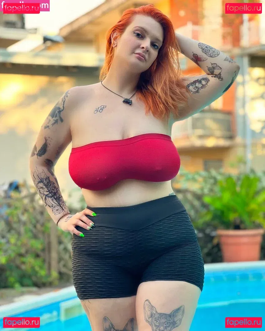 Hilary Ilariaa Onlyfans Photo Gallery 