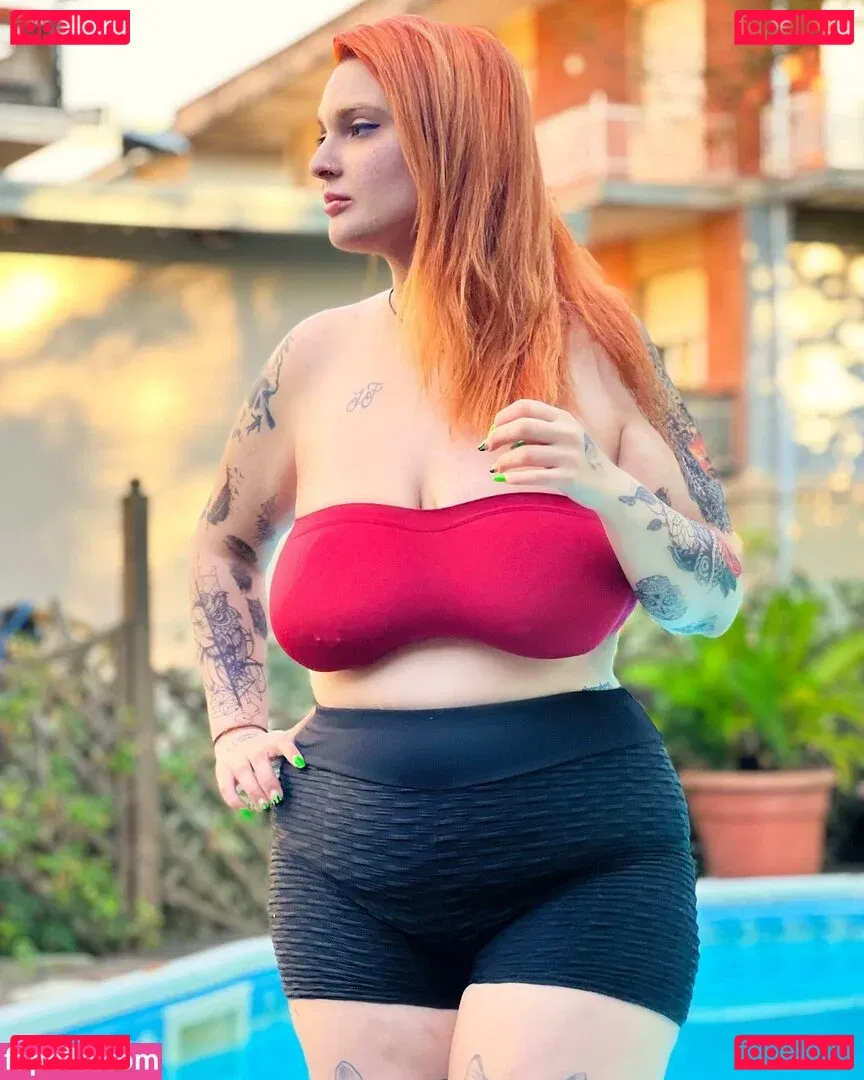 Hilary Ilariaa Onlyfans Photo Gallery 