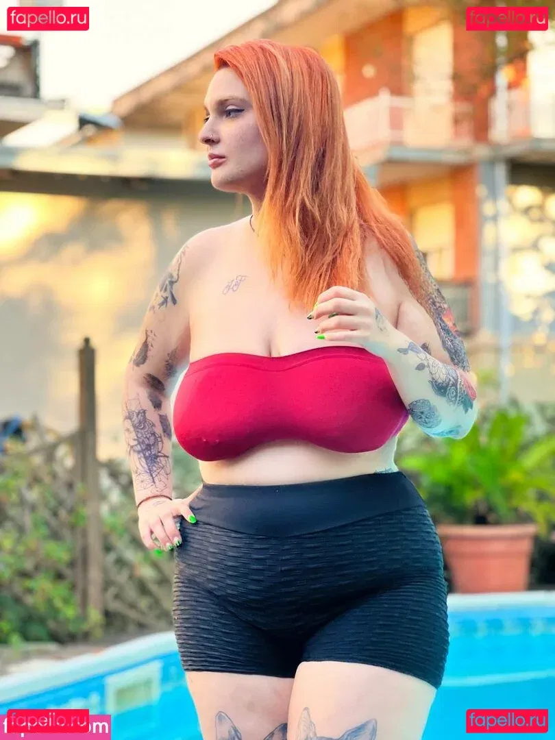 Hilary Ilariaa Onlyfans Photo Gallery 