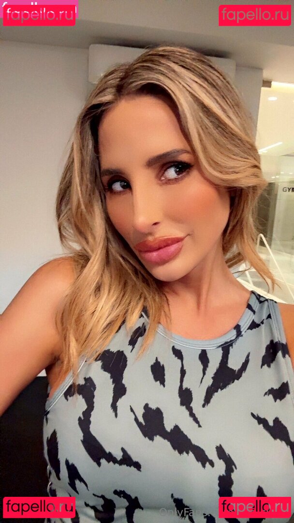eva.sky.ts Nude Onlyfans Photo 32