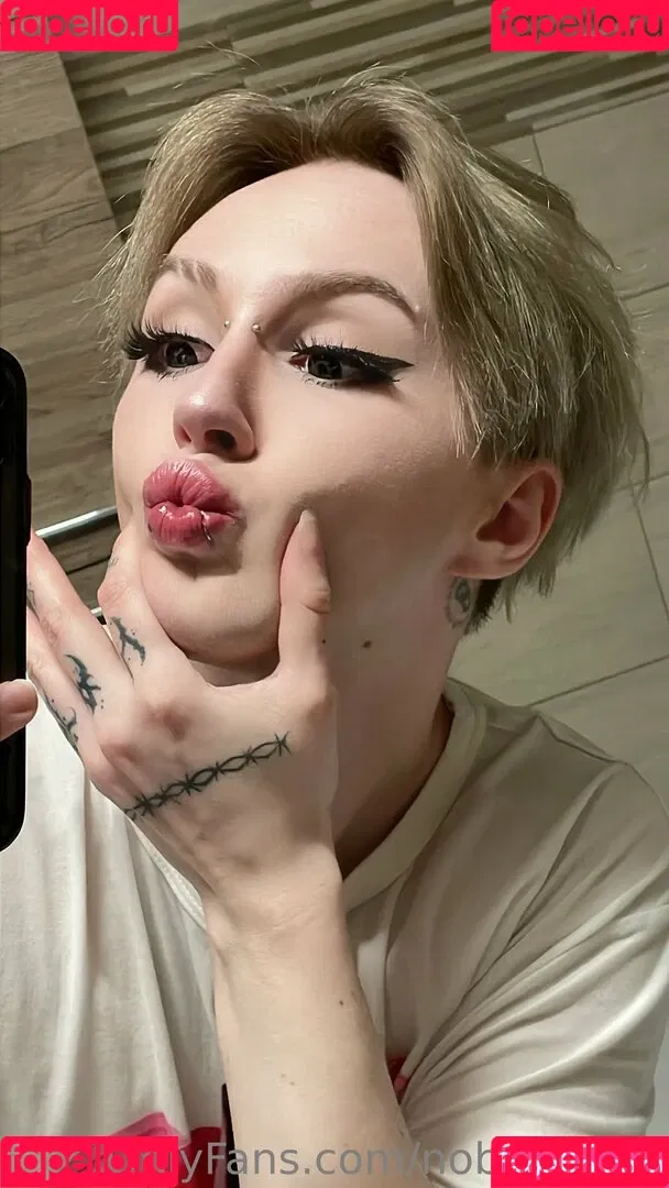 nobarusora Onlyfans Photo Gallery 