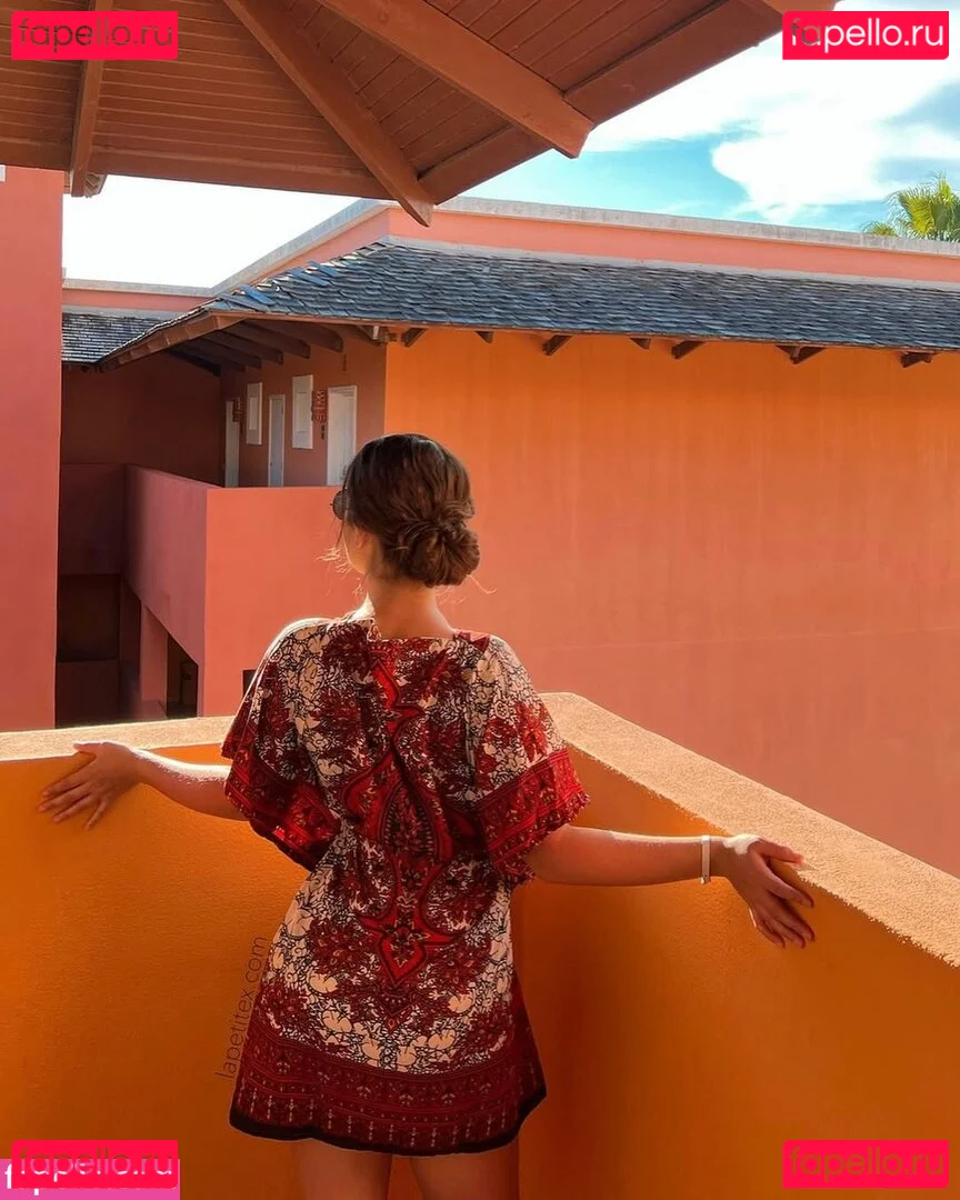 LaPetite Onlyfans Photo Gallery 