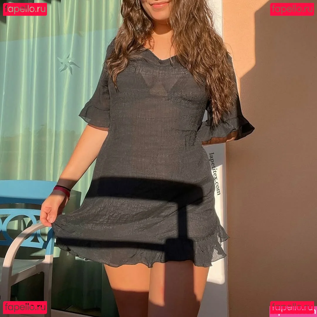 LaPetite Onlyfans Photo Gallery 