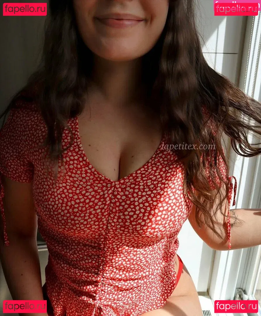 LaPetite Onlyfans Photo Gallery 