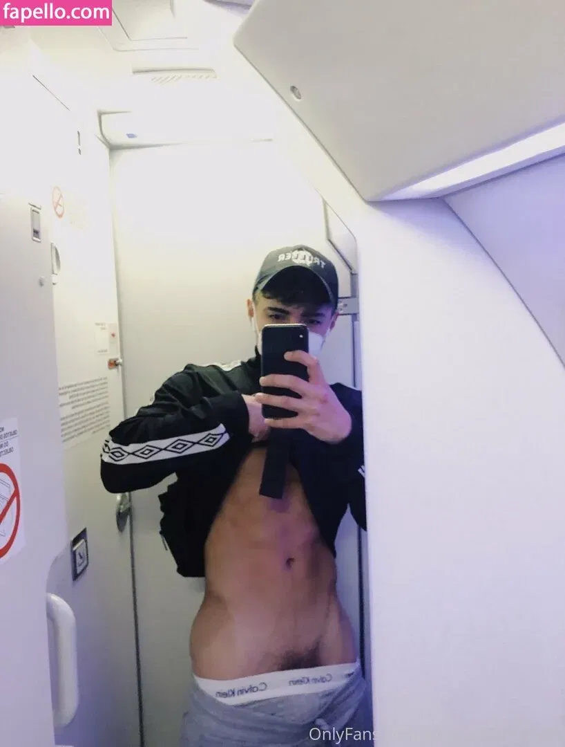 prettyboyaedan Onlyfans Photo Gallery 