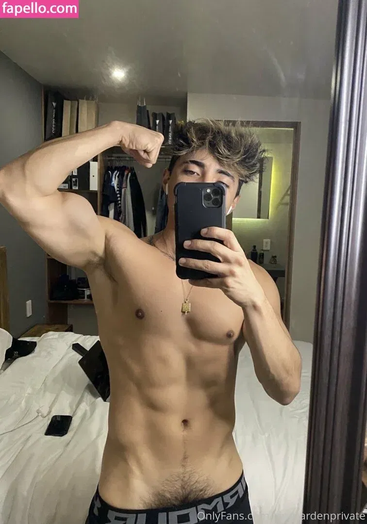 prettyboyaedan Onlyfans Photo Gallery 