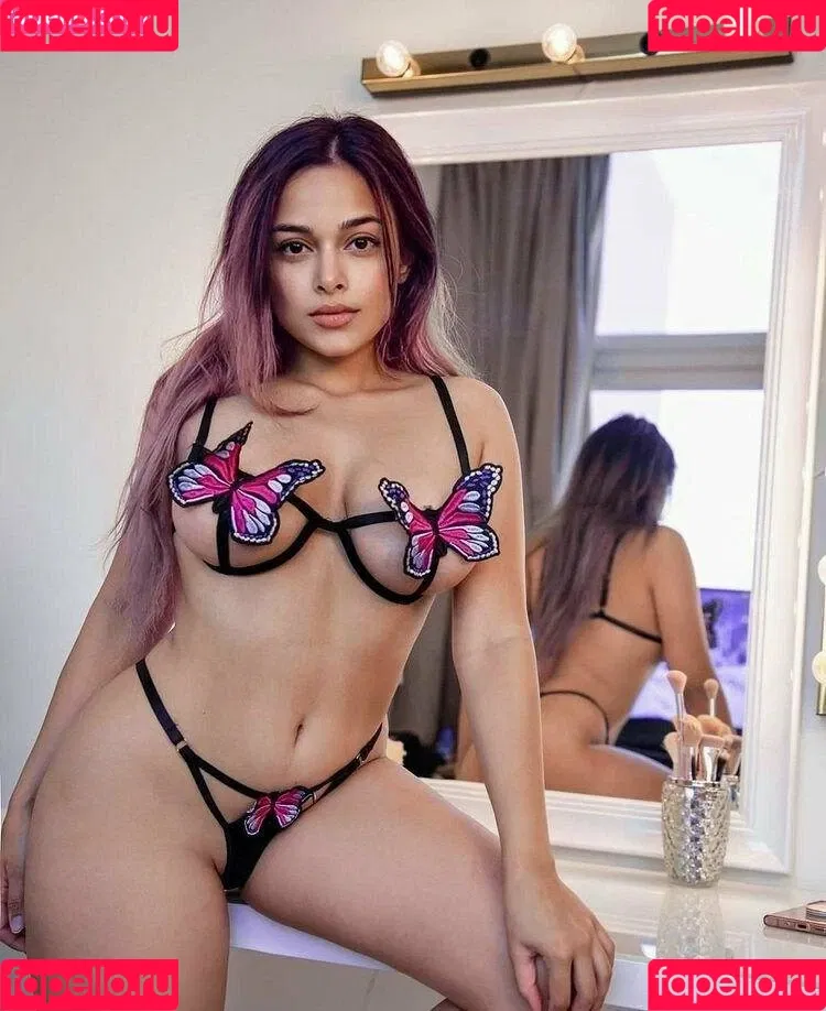 Ashwitha4real Onlyfans Photo Gallery 