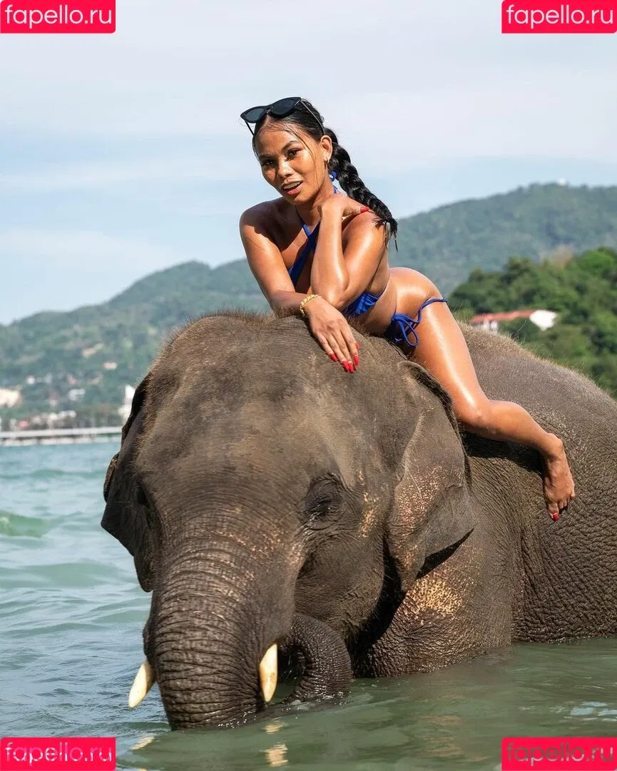 Morena Mitch Onlyfans Photo Gallery 