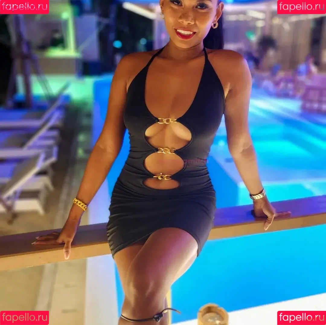 Morena Mitch Onlyfans Photo Gallery 