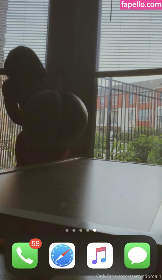 starrysdomain Onlyfans Photo Gallery 