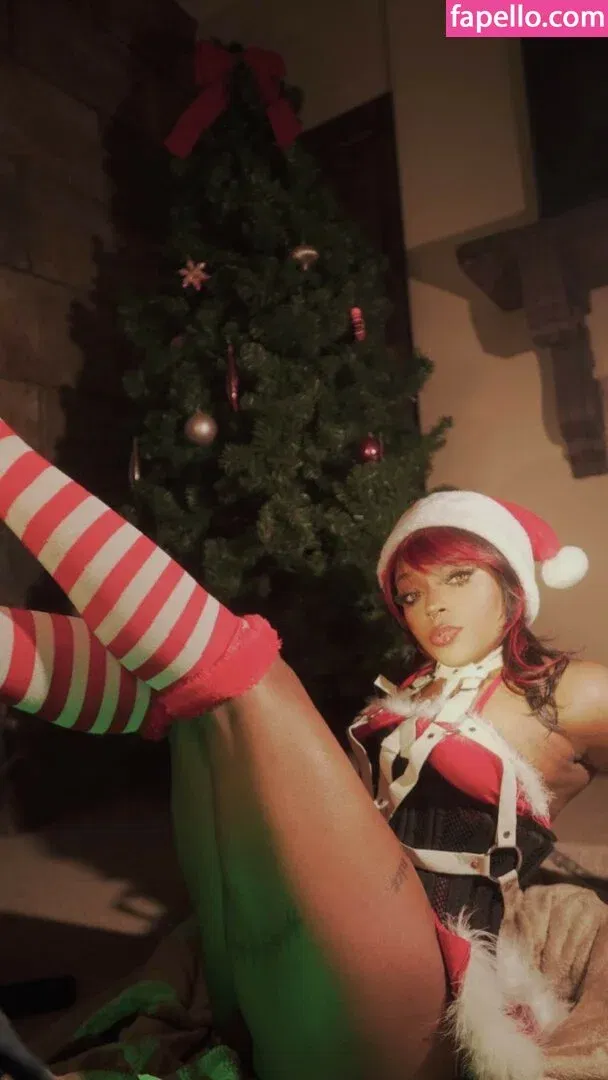 starrysdomain Onlyfans Photo Gallery 