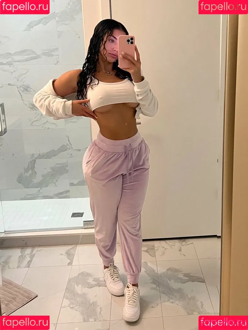 Thalia Matos Onlyfans Photo Gallery 
