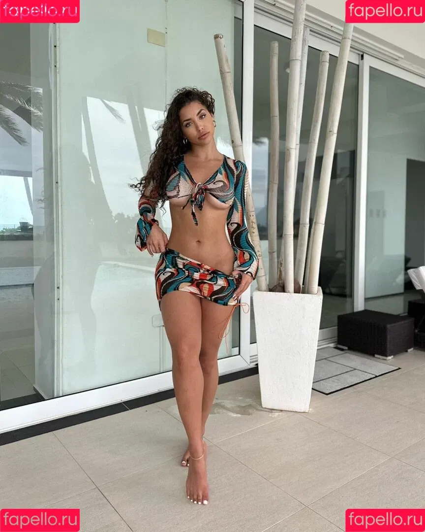 Thalia Matos Onlyfans Photo Gallery 