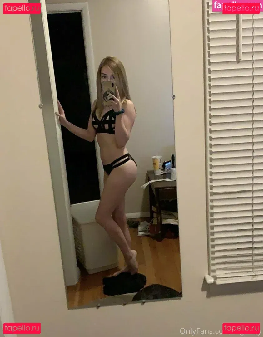 highhay Onlyfans Photo Gallery 