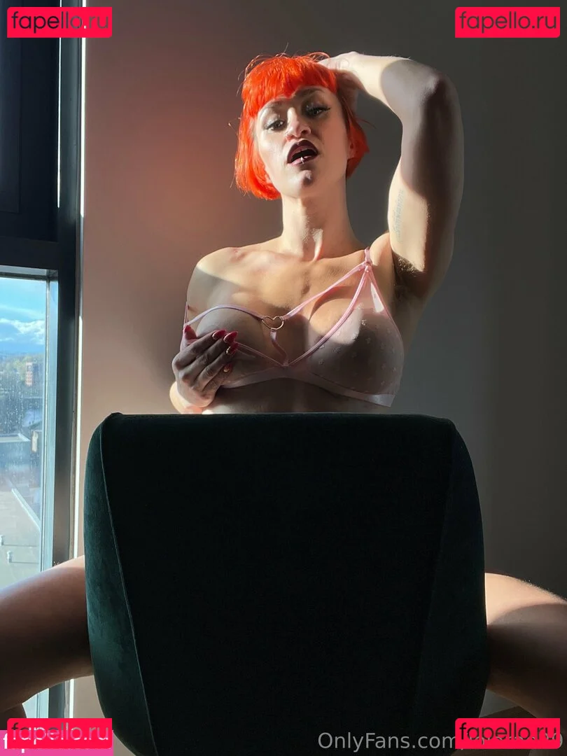 lolarae29 Onlyfans Photo Gallery 