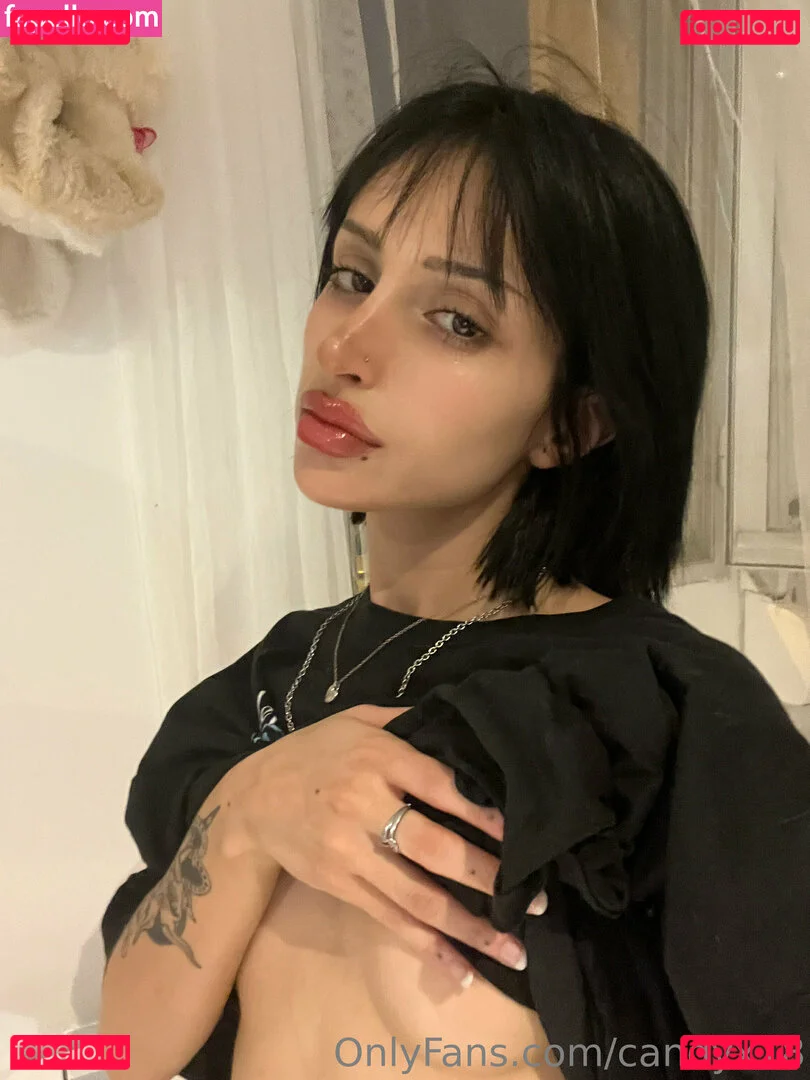 candyx18 Onlyfans Photo Gallery 