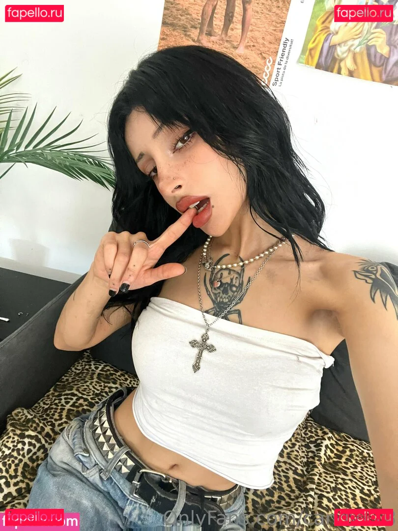 candyx18 Onlyfans Photo Gallery 