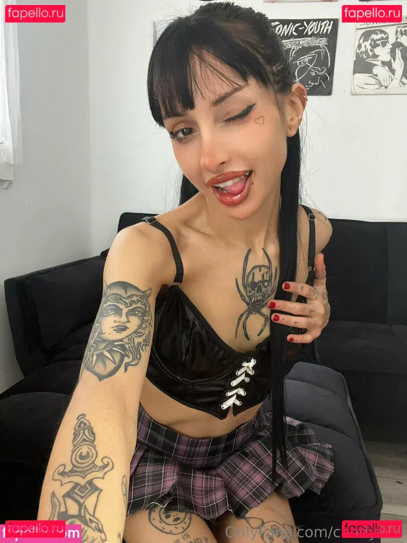 candyx18 Onlyfans Photo Gallery 