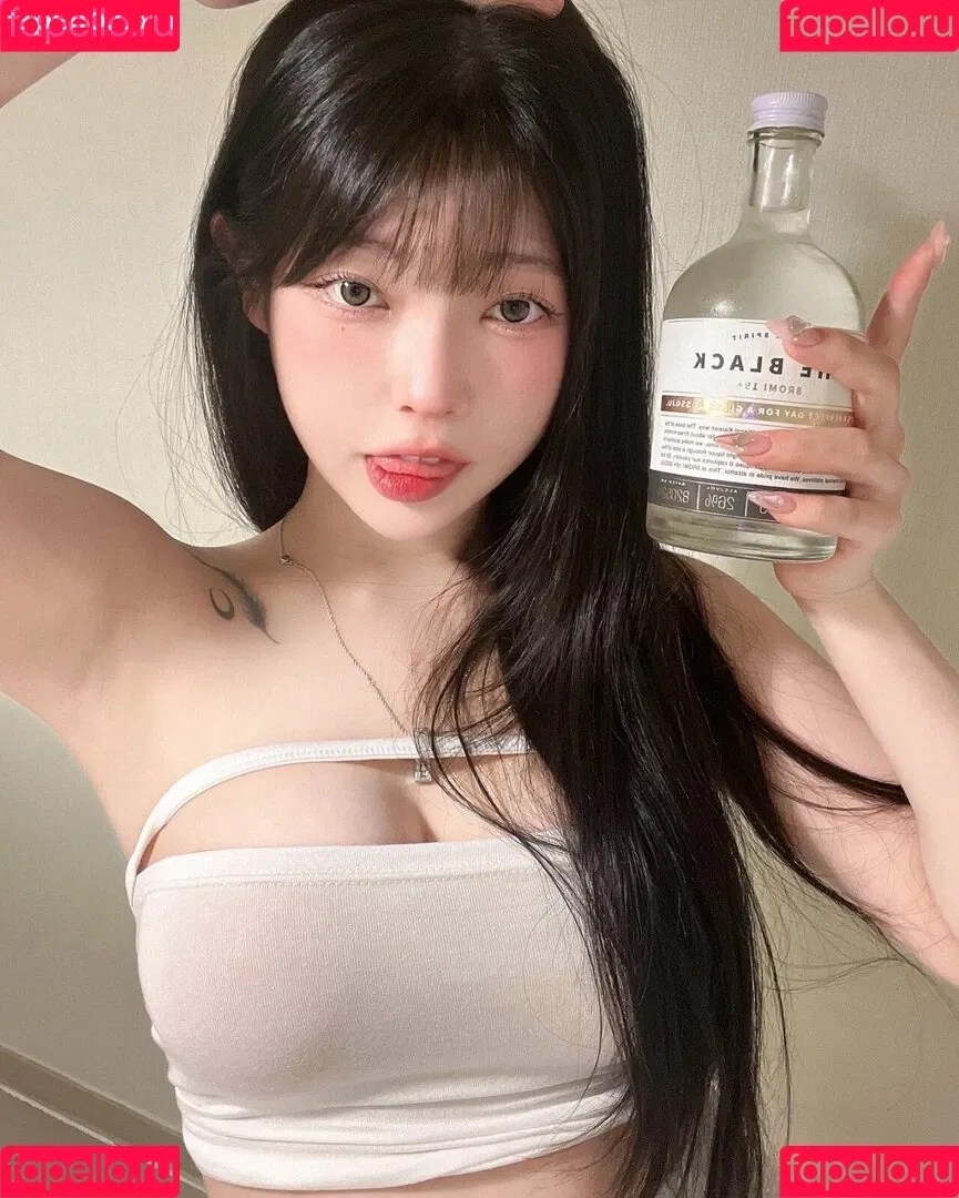 yudiii Onlyfans Photo Gallery 