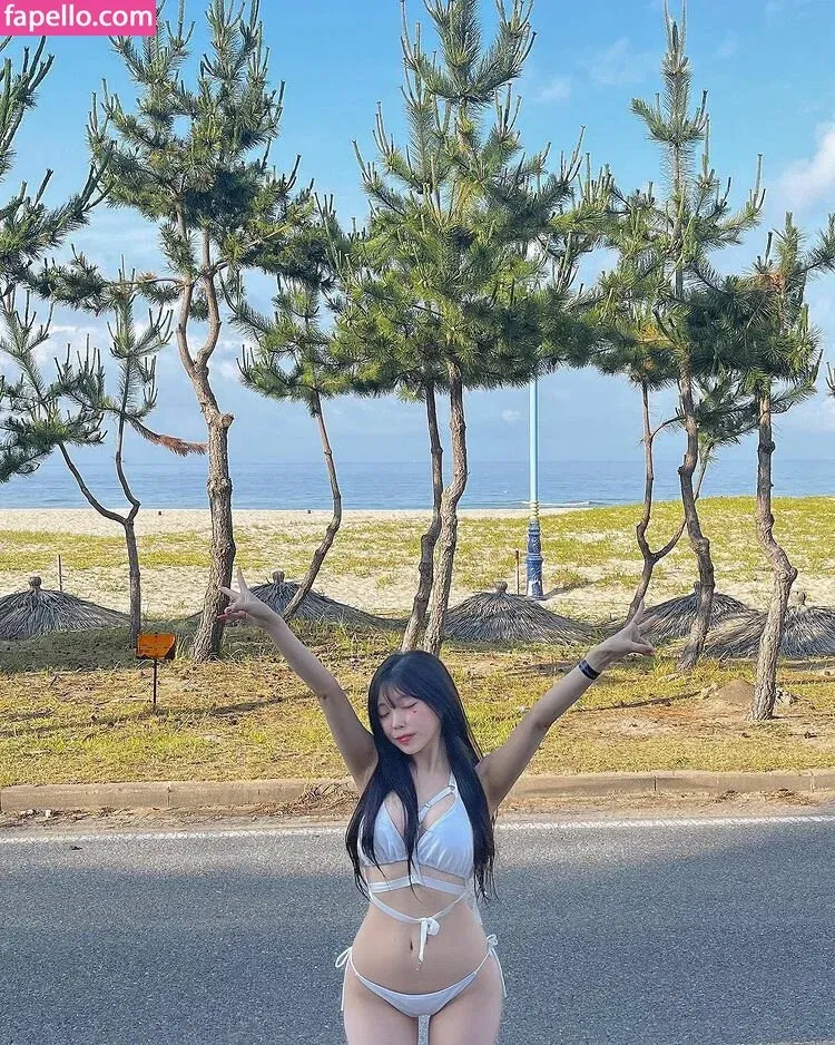 yudiii Onlyfans Photo Gallery 