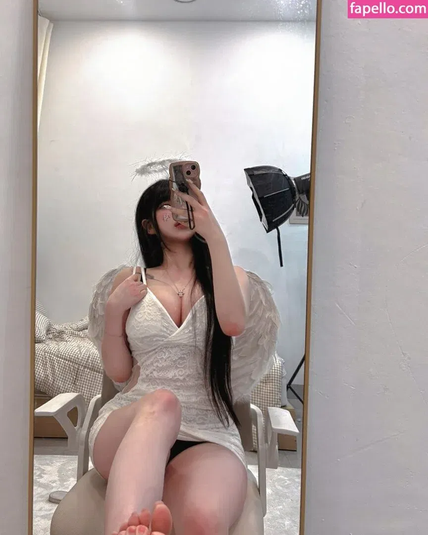 yudiii Onlyfans Photo Gallery 