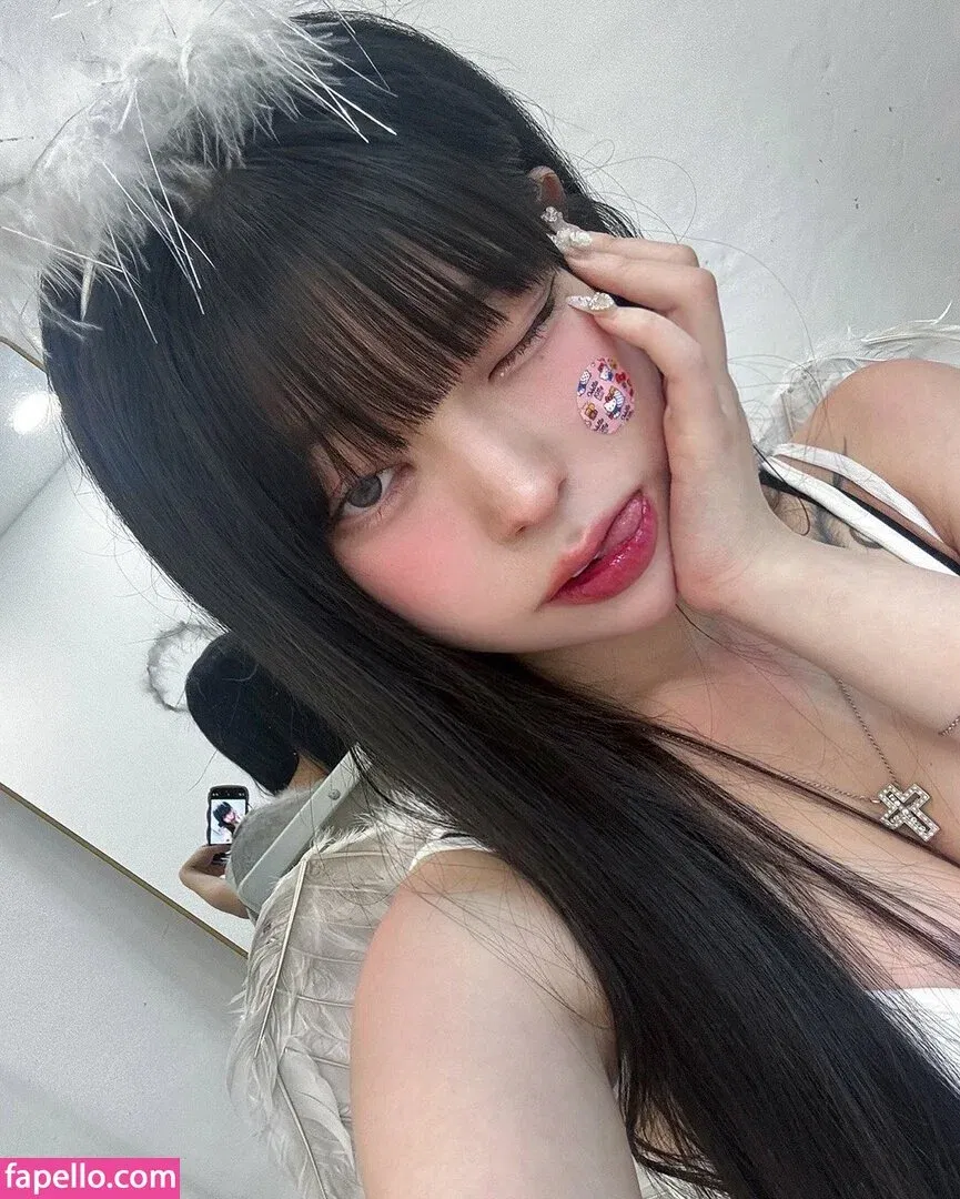 yudiii Onlyfans Photo Gallery 