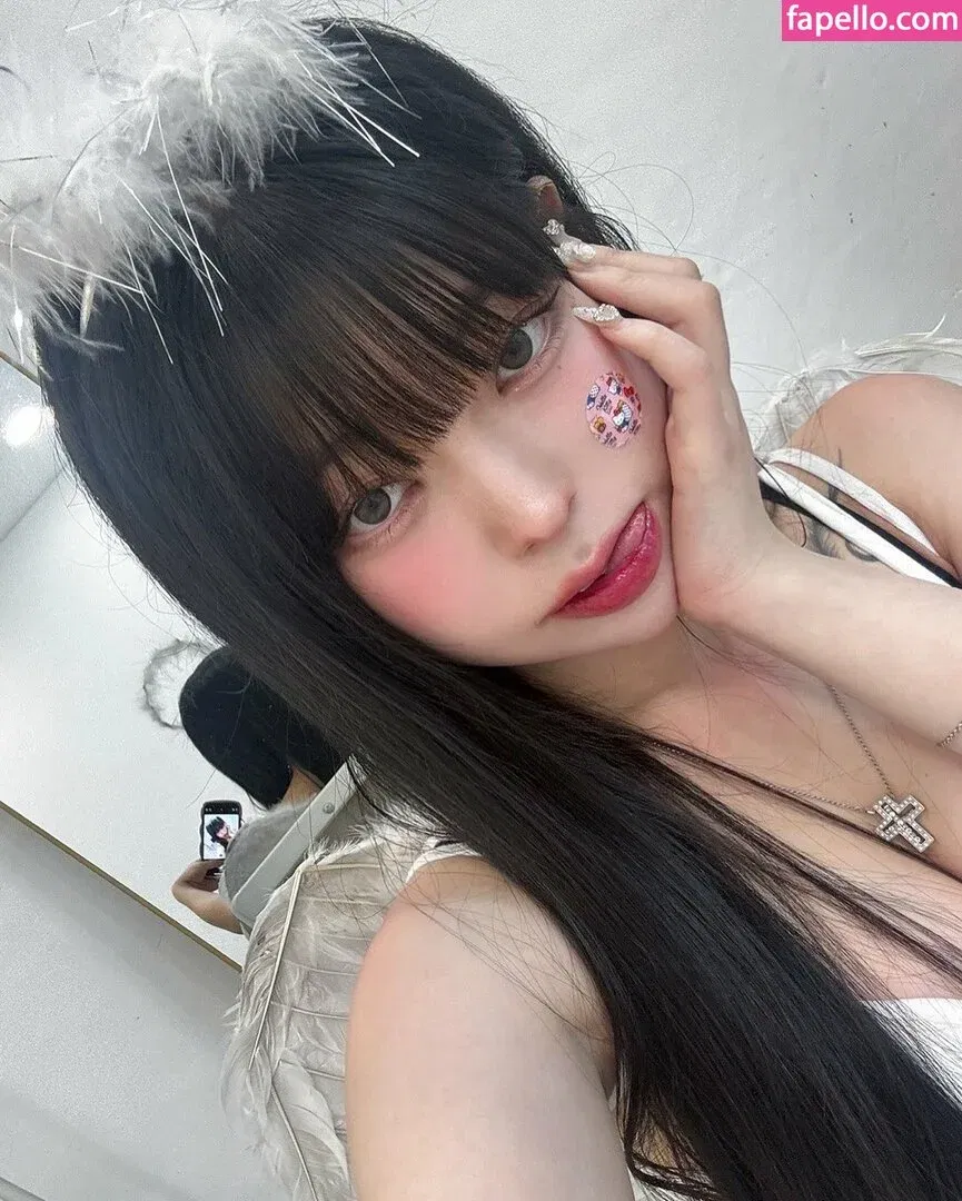 yudiii Onlyfans Photo Gallery 