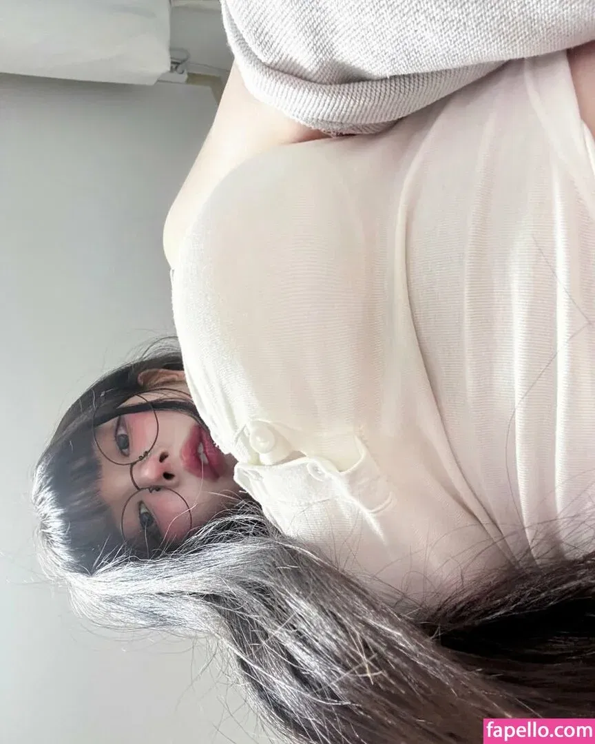 yudiii Onlyfans Photo Gallery 