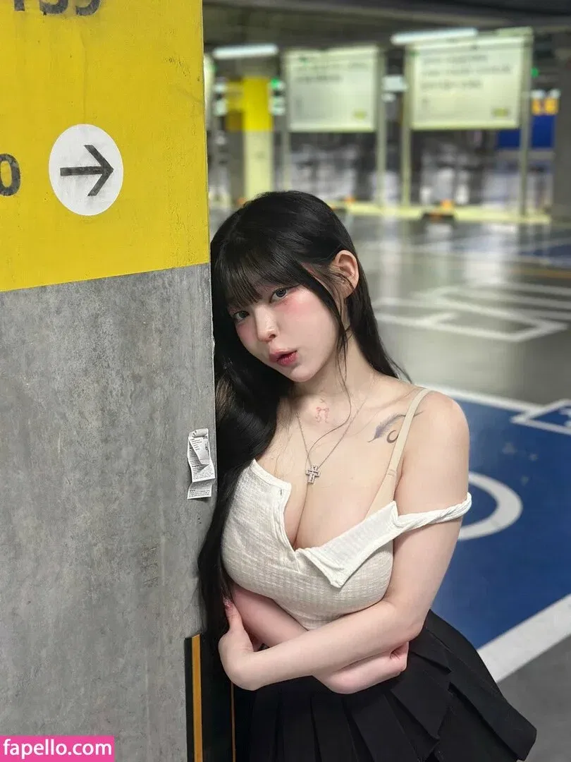 yudiii Onlyfans Photo Gallery 