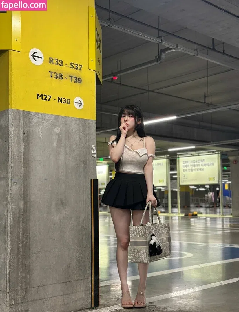 yudiii Onlyfans Photo Gallery 