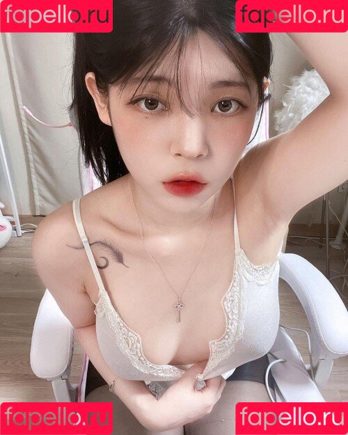 yudiii Onlyfans Photo Gallery 