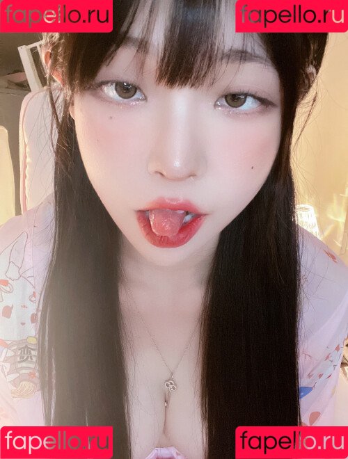 yudiii Onlyfans Photo Gallery 