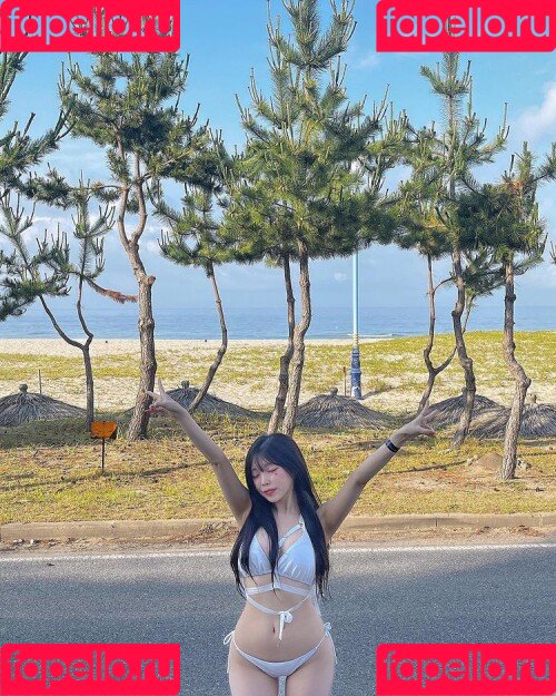 yudiii Onlyfans Photo Gallery 