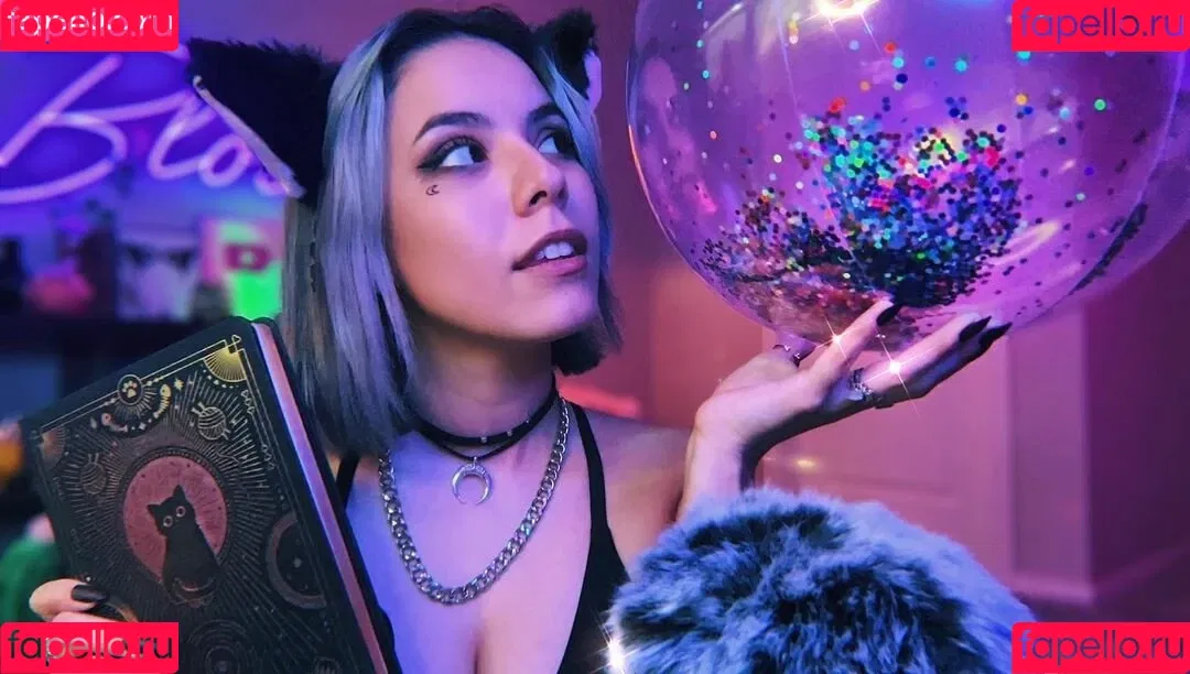 Luna Bloom Onlyfans Photo Gallery 