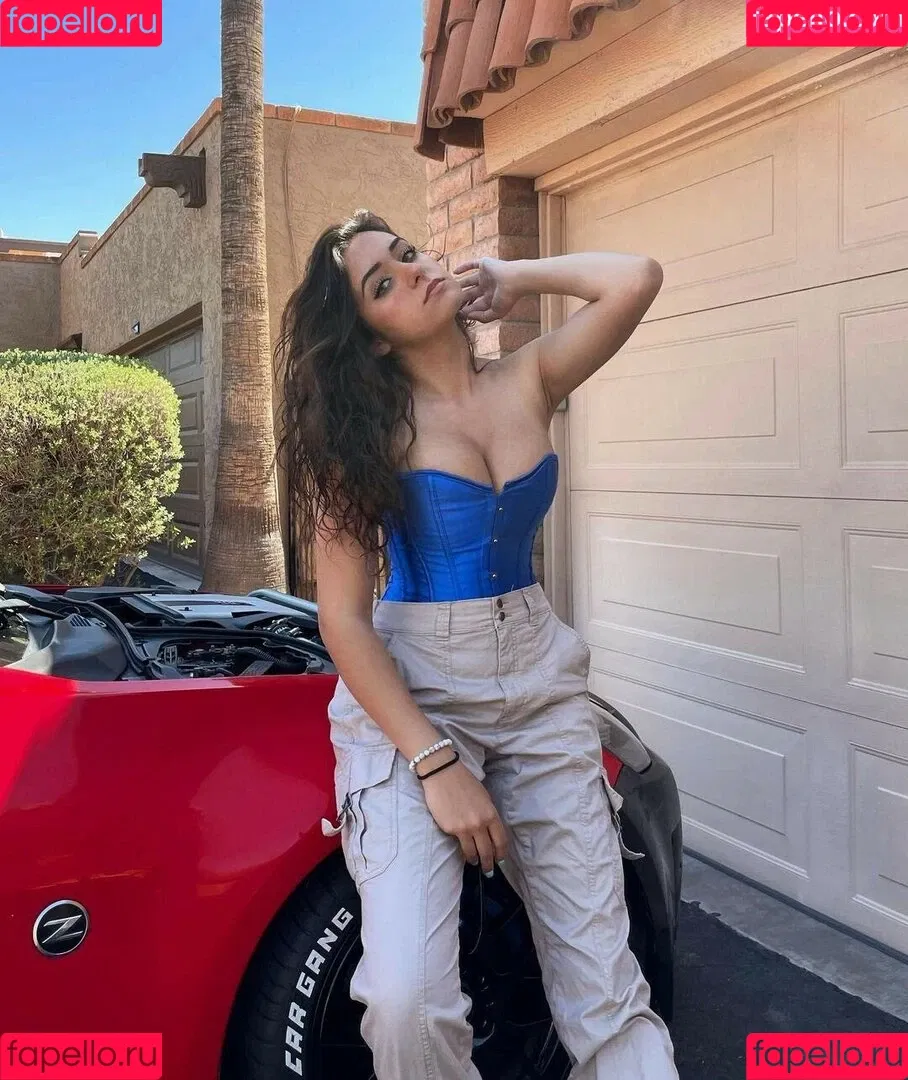 Christina Roki Onlyfans Photo Gallery 