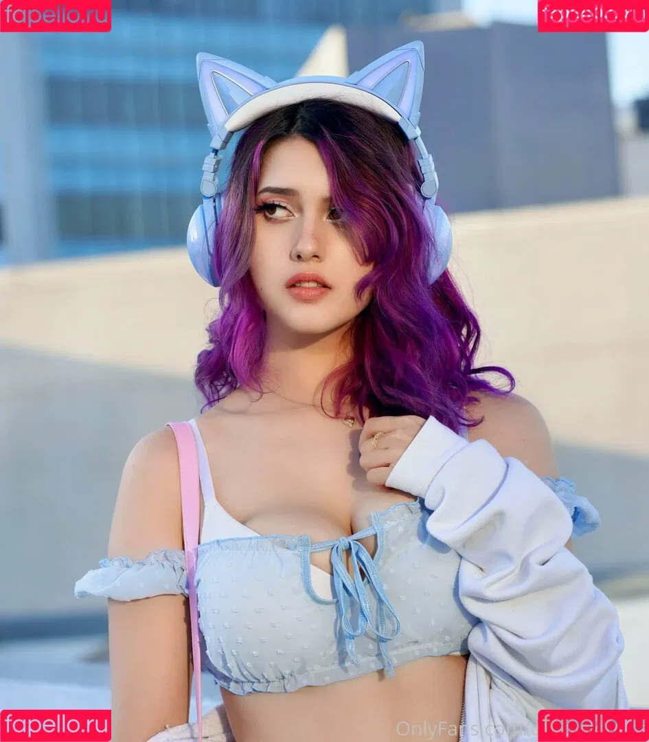 candylioncos Onlyfans Photo Gallery 
