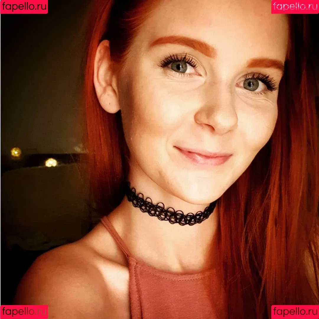 LittleBee Onlyfans Photo Gallery 