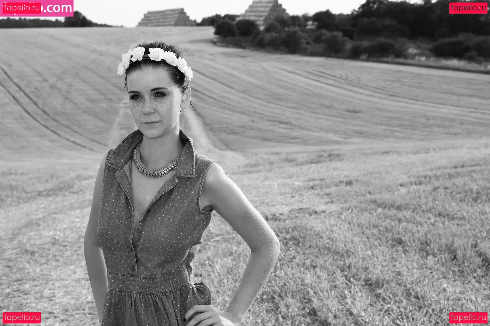 LittleBee Onlyfans Photo Gallery 