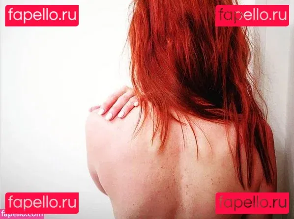 LittleBee Onlyfans Photo Gallery 