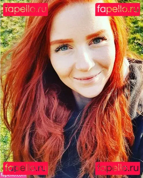 LittleBee Onlyfans Photo Gallery 