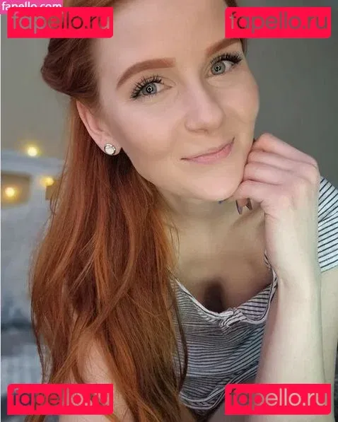 LittleBee Onlyfans Photo Gallery 