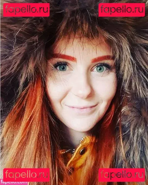 LittleBee Onlyfans Photo Gallery 