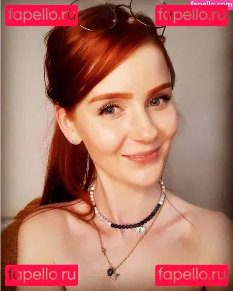 LittleBee Onlyfans Photo Gallery 