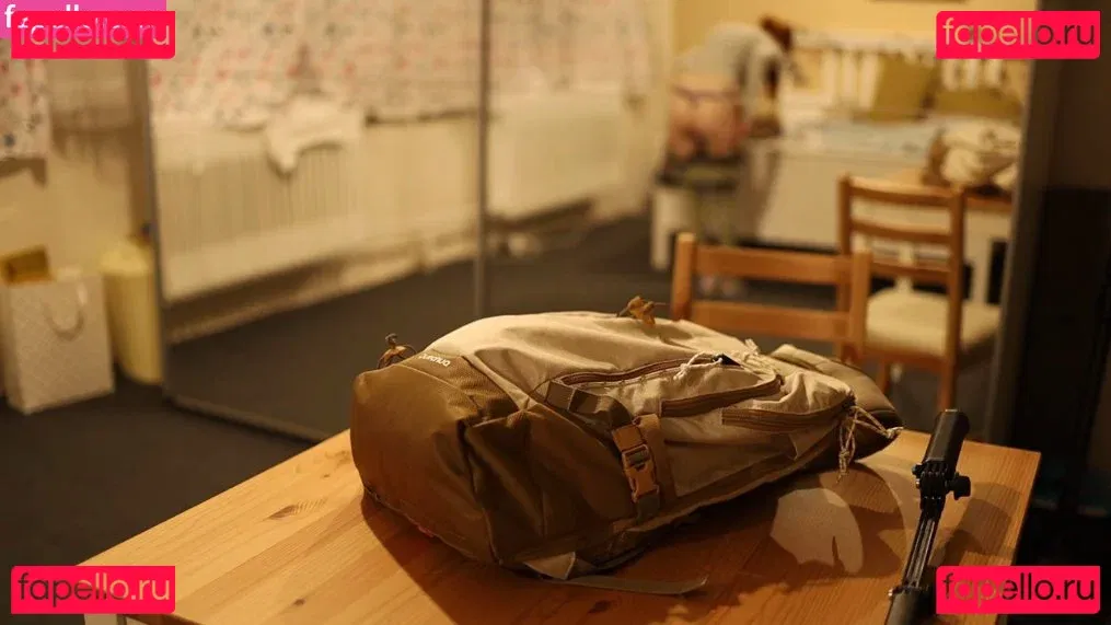 LittleBee Onlyfans Photo Gallery 