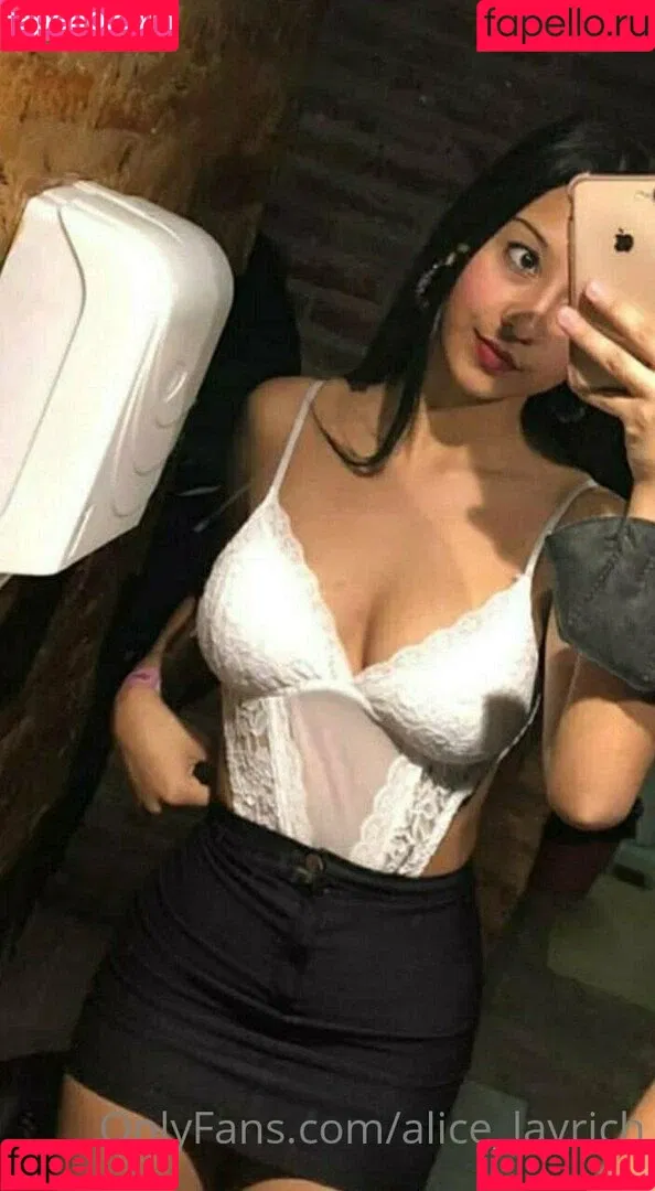 alice_layrich Onlyfans Photo Gallery 