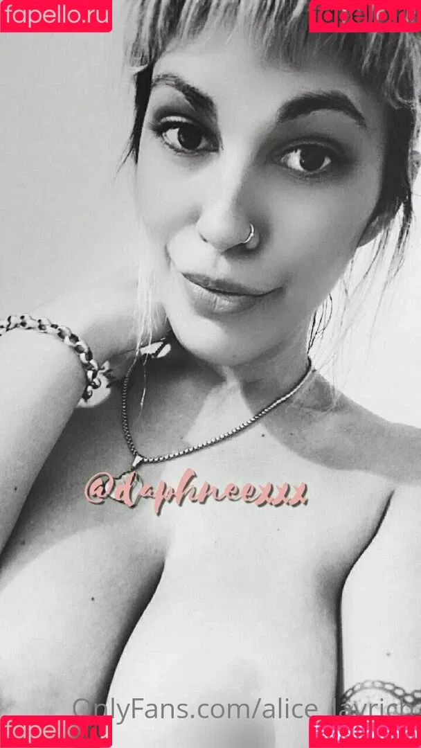 alice_layrich Onlyfans Photo Gallery 