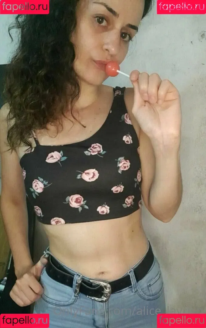 alice_layrich Onlyfans Photo Gallery 